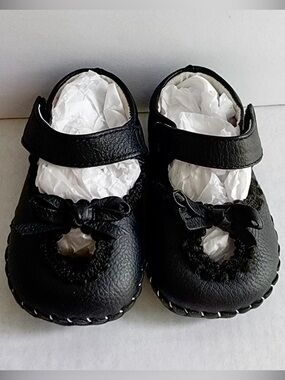 Baby Girl Pediped Black Leather Sandals Orig. $44